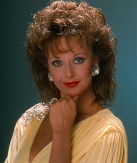 Lenore Kasdorf .